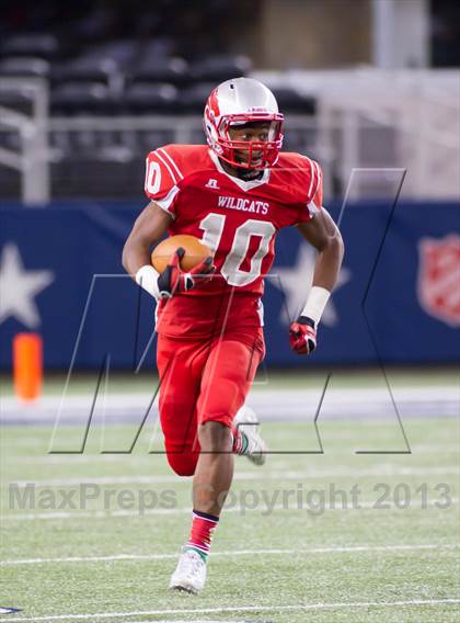 Thumbnail 2 in Poteet vs. Wilson (UIL 4A Div 2 Area Playoff) photogallery.
