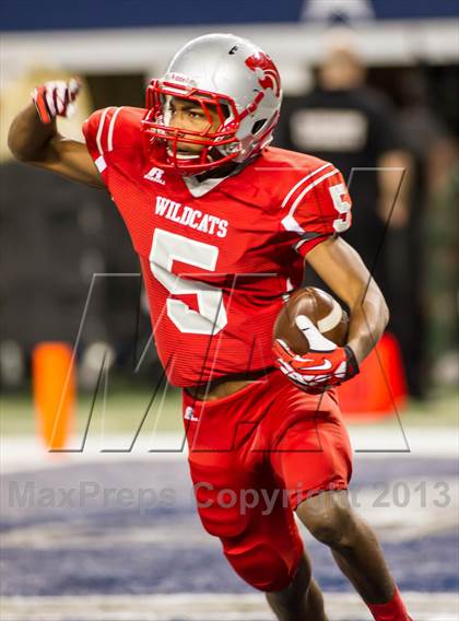 Thumbnail 1 in Poteet vs. Wilson (UIL 4A Div 2 Area Playoff) photogallery.