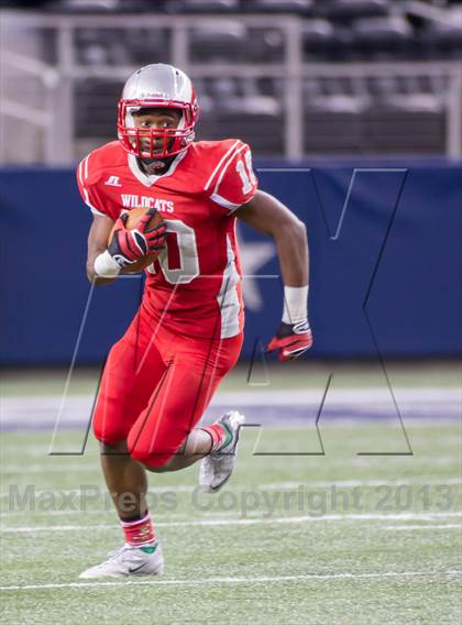 Thumbnail 1 in Poteet vs. Wilson (UIL 4A Div 2 Area Playoff) photogallery.