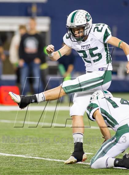 Thumbnail 2 in Poteet vs. Wilson (UIL 4A Div 2 Area Playoff) photogallery.