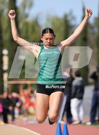 Thumbnail 1 in Herd Roundup @ Elk Grove HS photogallery.