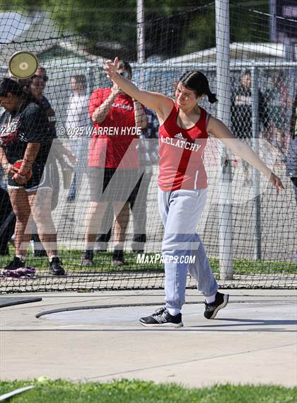 Thumbnail 1 in Herd Roundup @ Elk Grove HS photogallery.