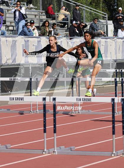 Thumbnail 1 in Herd Roundup @ Elk Grove HS photogallery.
