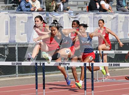 Thumbnail 3 in Herd Roundup @ Elk Grove HS photogallery.