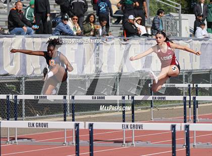 Thumbnail 3 in Herd Roundup @ Elk Grove HS photogallery.