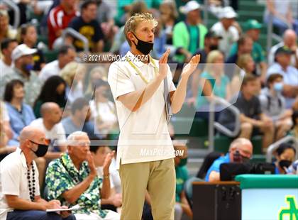 Thumbnail 2 in Loyola vs. Mira Costa (CIF D1 SoCal Regional Final) photogallery.
