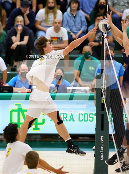 Thumbnail 3 in Loyola vs. Mira Costa (CIF D1 SoCal Regional Final) photogallery.