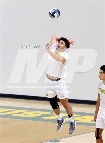 Thumbnail 1 in Loyola vs. Mira Costa (CIF D1 SoCal Regional Final) photogallery.