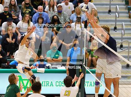 Thumbnail 2 in Loyola vs. Mira Costa (CIF D1 SoCal Regional Final) photogallery.