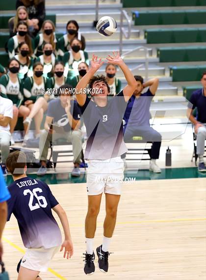 Thumbnail 3 in Loyola vs. Mira Costa (CIF D1 SoCal Regional Final) photogallery.