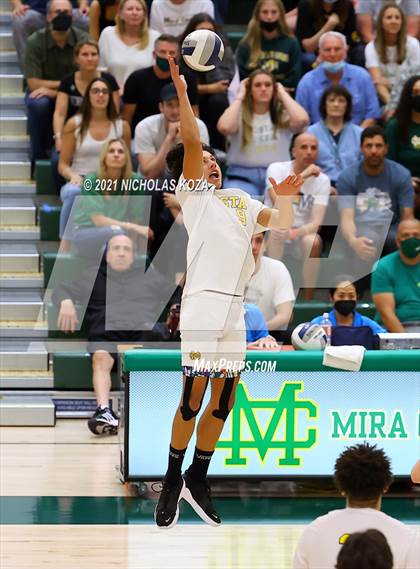 Thumbnail 2 in Loyola vs. Mira Costa (CIF D1 SoCal Regional Final) photogallery.