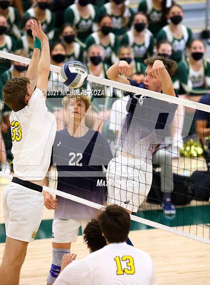 Thumbnail 3 in Loyola vs. Mira Costa (CIF D1 SoCal Regional Final) photogallery.