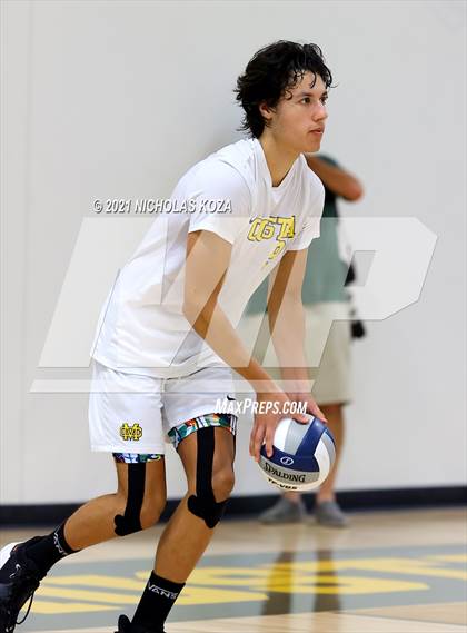 Thumbnail 2 in Loyola vs. Mira Costa (CIF D1 SoCal Regional Final) photogallery.