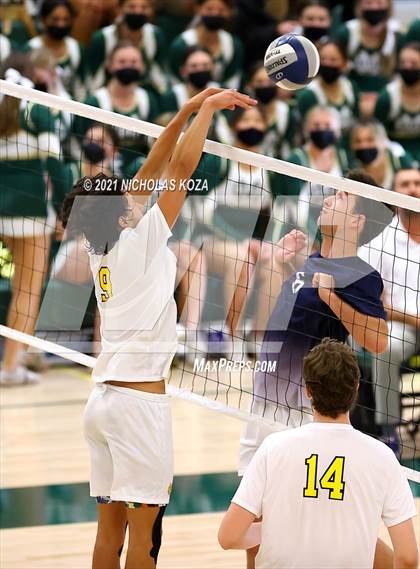 Thumbnail 1 in Loyola vs. Mira Costa (CIF D1 SoCal Regional Final) photogallery.