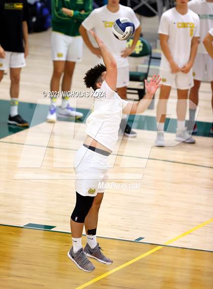 Thumbnail 3 in Loyola vs. Mira Costa (CIF D1 SoCal Regional Final) photogallery.
