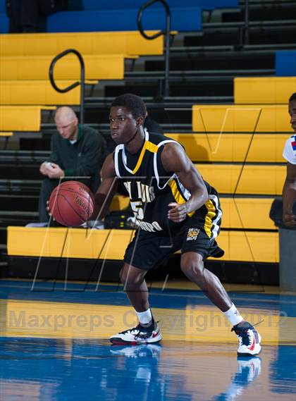 Thumbnail 2 in Buchanan vs San Luis Obispo (National Prep Classic) photogallery.