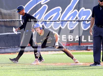 Thumbnail 3 in La Mirada vs. Gahr photogallery.