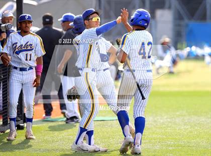 Thumbnail 2 in La Mirada vs. Gahr photogallery.