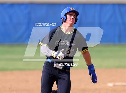 Thumbnail 2 in La Mirada vs. Gahr photogallery.
