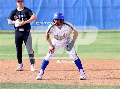 Thumbnail 3 in La Mirada vs. Gahr photogallery.