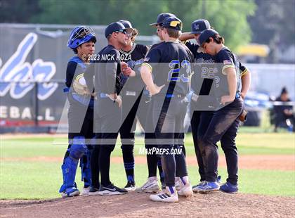 Thumbnail 2 in La Mirada vs. Gahr photogallery.