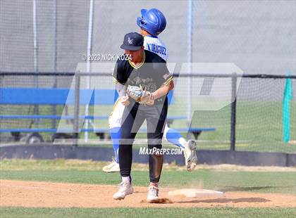 Thumbnail 1 in La Mirada vs. Gahr photogallery.