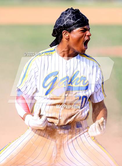 Thumbnail 1 in La Mirada vs. Gahr photogallery.
