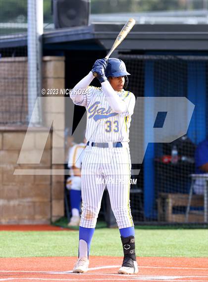 Thumbnail 2 in La Mirada vs. Gahr photogallery.