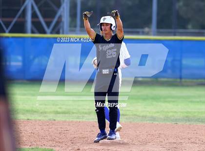 Thumbnail 1 in La Mirada vs. Gahr photogallery.