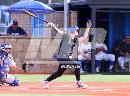 Thumbnail 2 in La Mirada vs. Gahr photogallery.