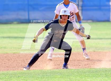 Thumbnail 3 in La Mirada vs. Gahr photogallery.