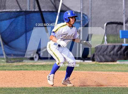 Thumbnail 2 in La Mirada vs. Gahr photogallery.