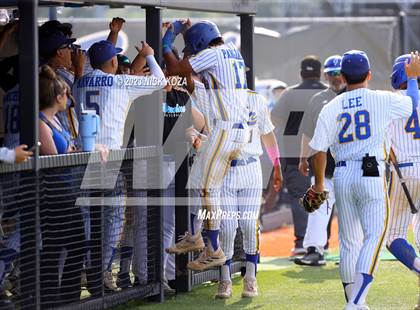 Thumbnail 1 in La Mirada vs. Gahr photogallery.