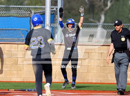 Thumbnail 1 in La Mirada vs. Gahr photogallery.