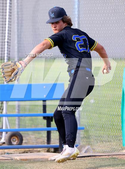 Thumbnail 3 in La Mirada vs. Gahr photogallery.