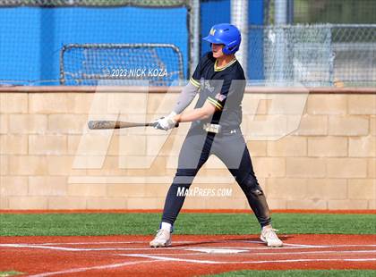 Thumbnail 3 in La Mirada vs. Gahr photogallery.