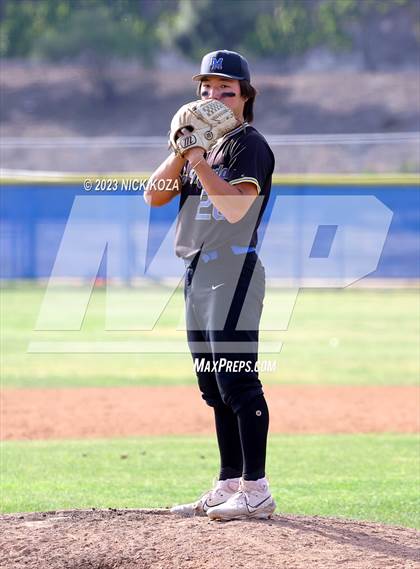 Thumbnail 3 in La Mirada vs. Gahr photogallery.