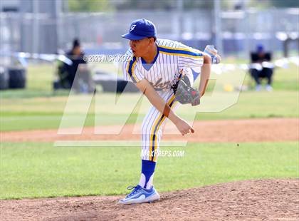 Thumbnail 2 in La Mirada vs. Gahr photogallery.
