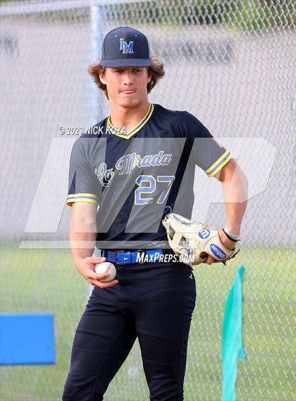 Thumbnail 1 in La Mirada vs. Gahr photogallery.