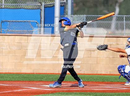 Thumbnail 1 in La Mirada vs. Gahr photogallery.