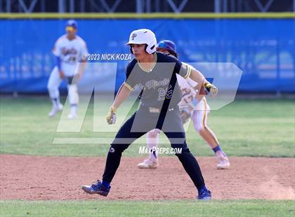 Thumbnail 3 in La Mirada vs. Gahr photogallery.