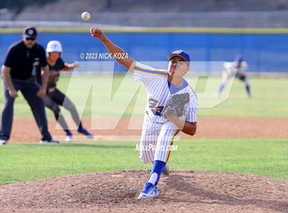 Thumbnail 1 in La Mirada vs. Gahr photogallery.
