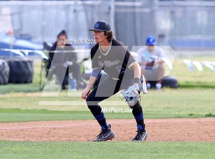 Thumbnail 1 in La Mirada vs. Gahr photogallery.