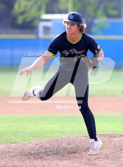 Thumbnail 3 in La Mirada vs. Gahr photogallery.