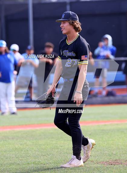 Thumbnail 3 in La Mirada vs. Gahr photogallery.