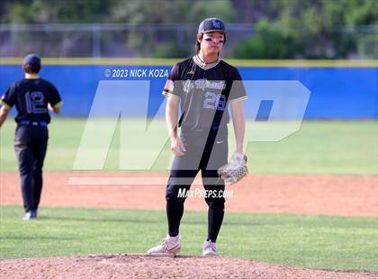 Thumbnail 3 in La Mirada vs. Gahr photogallery.