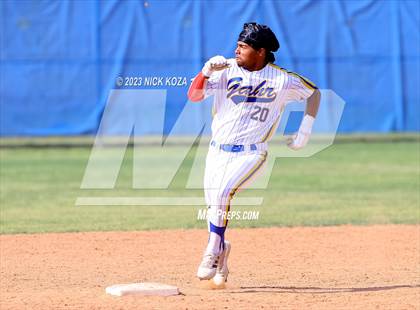 Thumbnail 1 in La Mirada vs. Gahr photogallery.