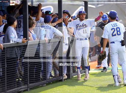 Thumbnail 2 in La Mirada vs. Gahr photogallery.