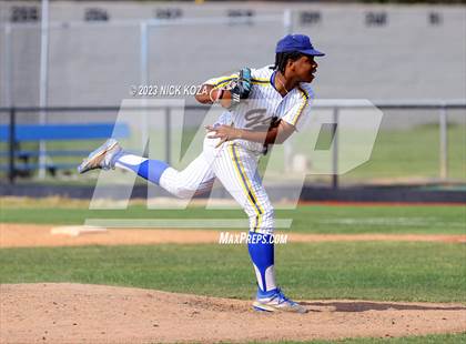 Thumbnail 1 in La Mirada vs. Gahr photogallery.