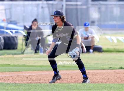 Thumbnail 2 in La Mirada vs. Gahr photogallery.